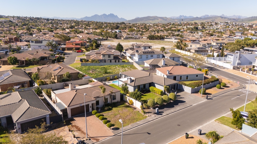 3 Bedroom Property for Sale in Sonkring Western Cape